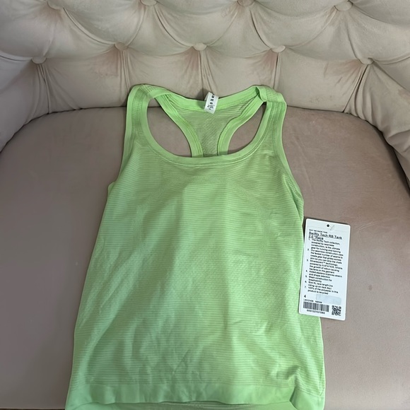 lululemon athletica Tops - Lululemon swiftly tech tank top